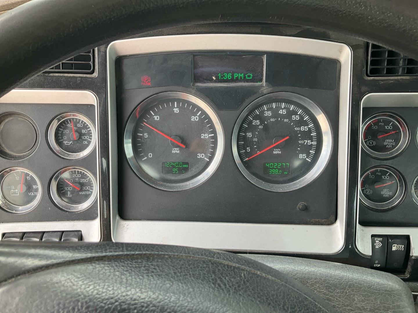 2018 KENWORTH CONSTRUCTION Serial Number: 1XKBDJ9X2JJ181332