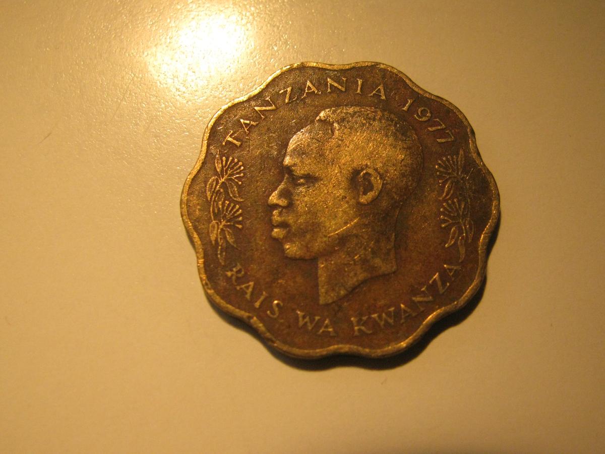 Foreign Coins: 1977 Tanzania 10 Kumi