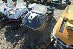 1960s Sno Cruiser 207E snowmobile, OMC gas engine, missing flywheel; parts sled, does not run