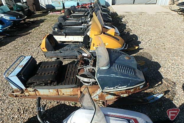 1960s Sno Cruiser 207E snowmobile, OMC gas engine, missing flywheel; parts sled, does not run