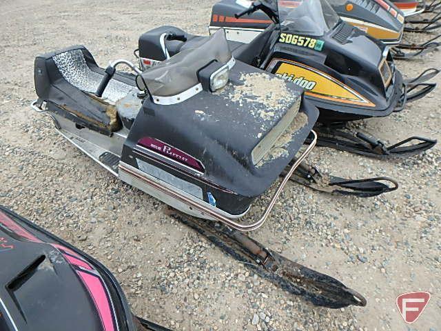 Arctic Cat Puma snowmobile, 440cc JLO engine, SN: 129915, motor turns