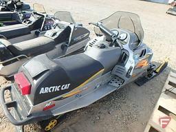 2003 Arctic Cat ZL 600 smart shock US snowmobile, 599cc 110HP 2-cylinder engine