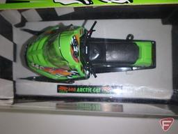 1996 Arctic Cat ZR 440 diecast snowmobile