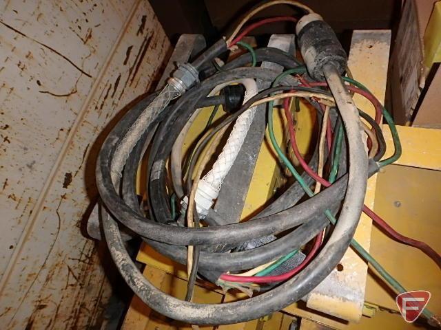 Portable load centers (spiders)