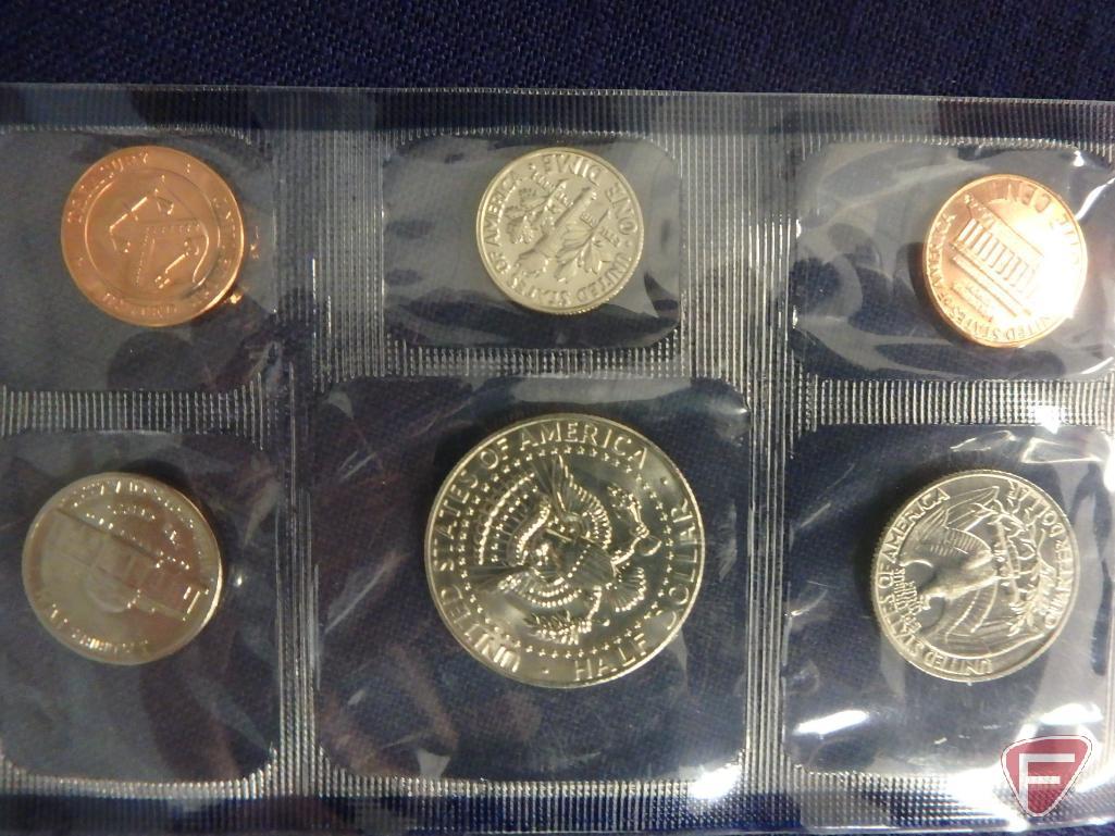 1989 US Mint uncirculated set in original packaging, 1987 US Mint uncirculated set in original