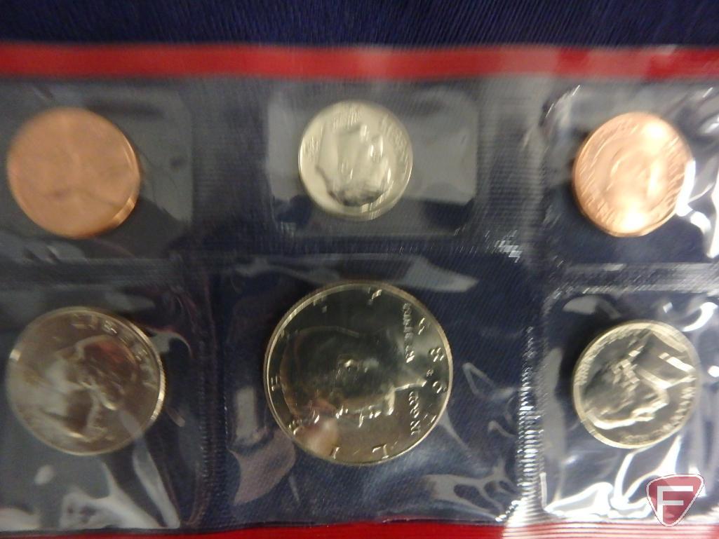 1989 US Mint uncirculated set in original packaging, 1987 US Mint uncirculated set in original