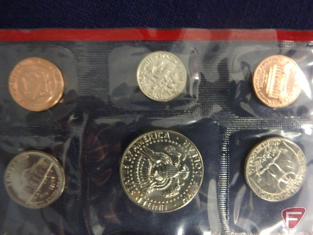 1989 US Mint uncirculated set in original packaging, 1987 US Mint uncirculated set in original