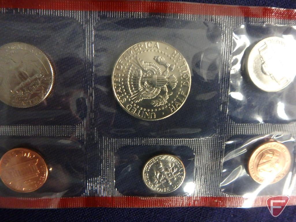1989 US Mint uncirculated set in original packaging, 1987 US Mint uncirculated set in original