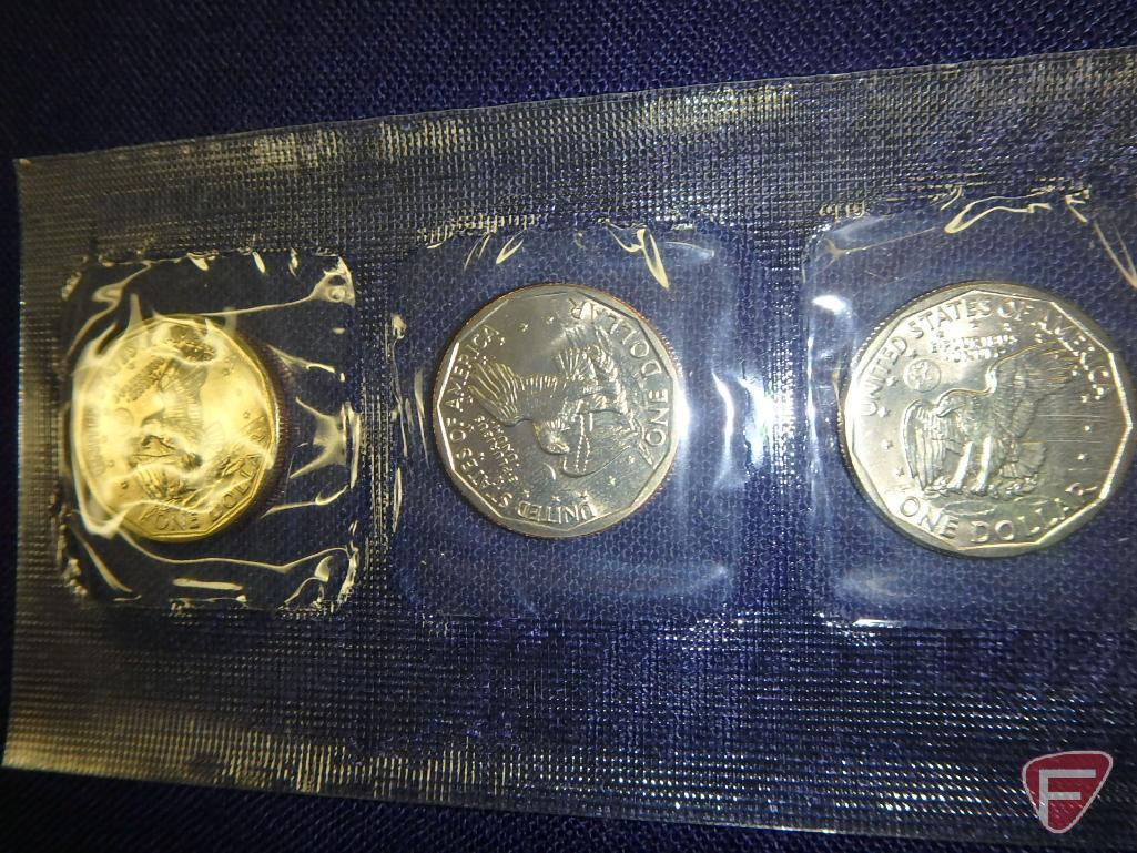 1989 US Mint uncirculated set in original packaging, 1987 US Mint uncirculated set in original