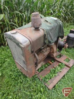 LeRoi 4 cylinder gas engine model D226P3 stationary engine with chain drive