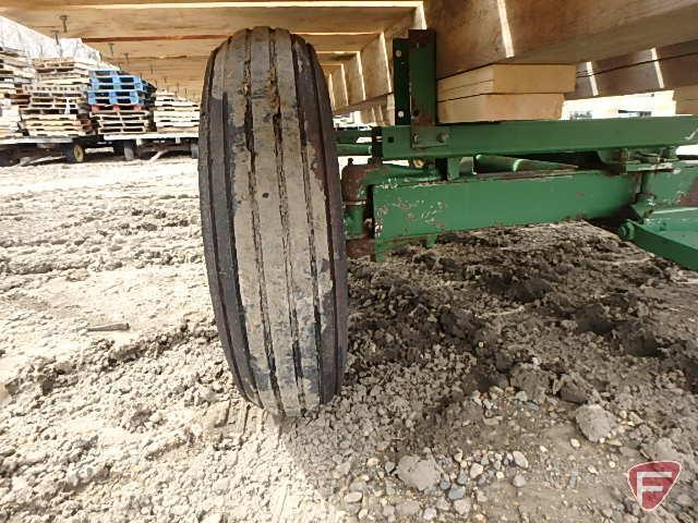 John Deere 953 6 ton running gear with new wood hay rack