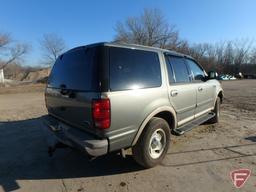 1999 Ford Expedition 4x4 Multipurpose Vehicle (MPV)