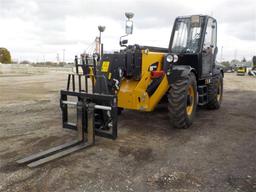 2016 CAT TH417GC Turbo Powershift Telehandler, Cab, 8,000lb Max. Lft Capaci