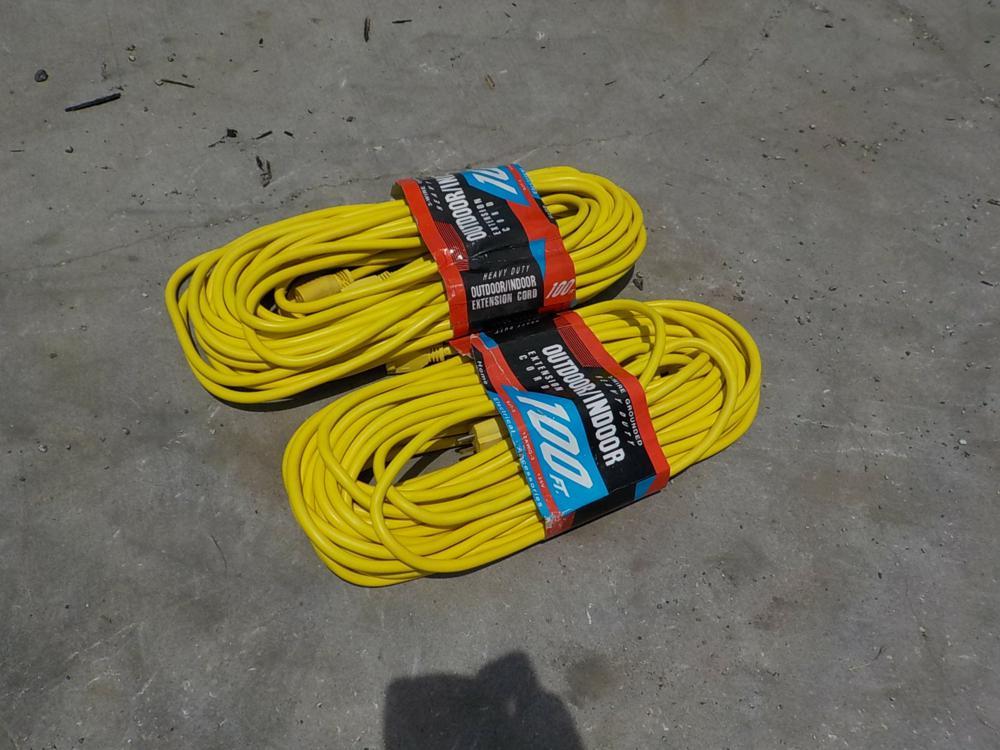 100' HD Outdoor Extension Cord (2 of). Unused