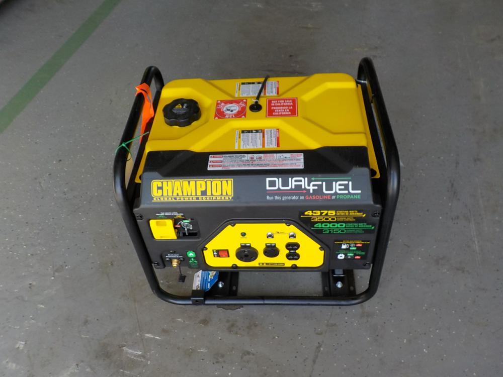 Champion 4375 Watt Dual Fuel Generator - Unused