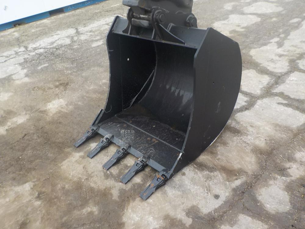 2016 Kubota KX080-4 Excavator c/w Cab, A/C, Rubber Tracks, Blade, Swing Boo