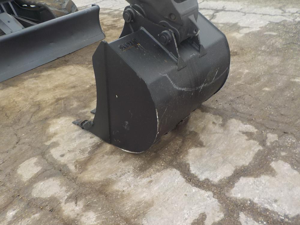 2016 Kubota KX080-4 Excavator c/w Cab, A/C, Rubber Tracks, Blade, Swing Boo