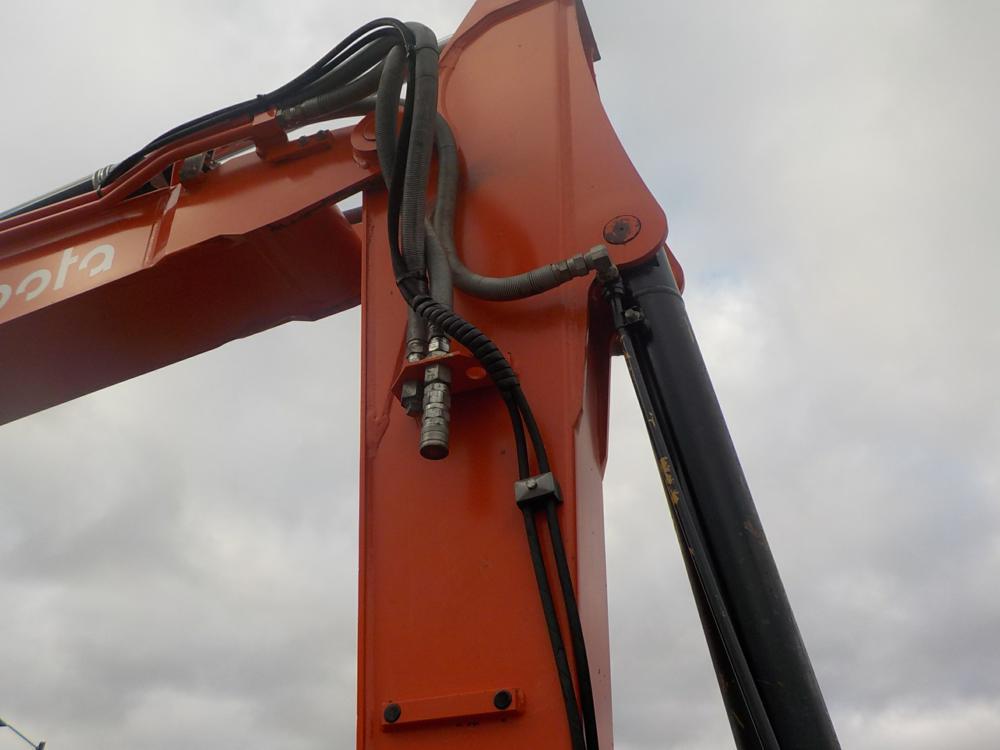 2016 Kubota KX080-4 Excavator c/w Cab, A/C, Rubber Tracks, Blade, Swing Boo