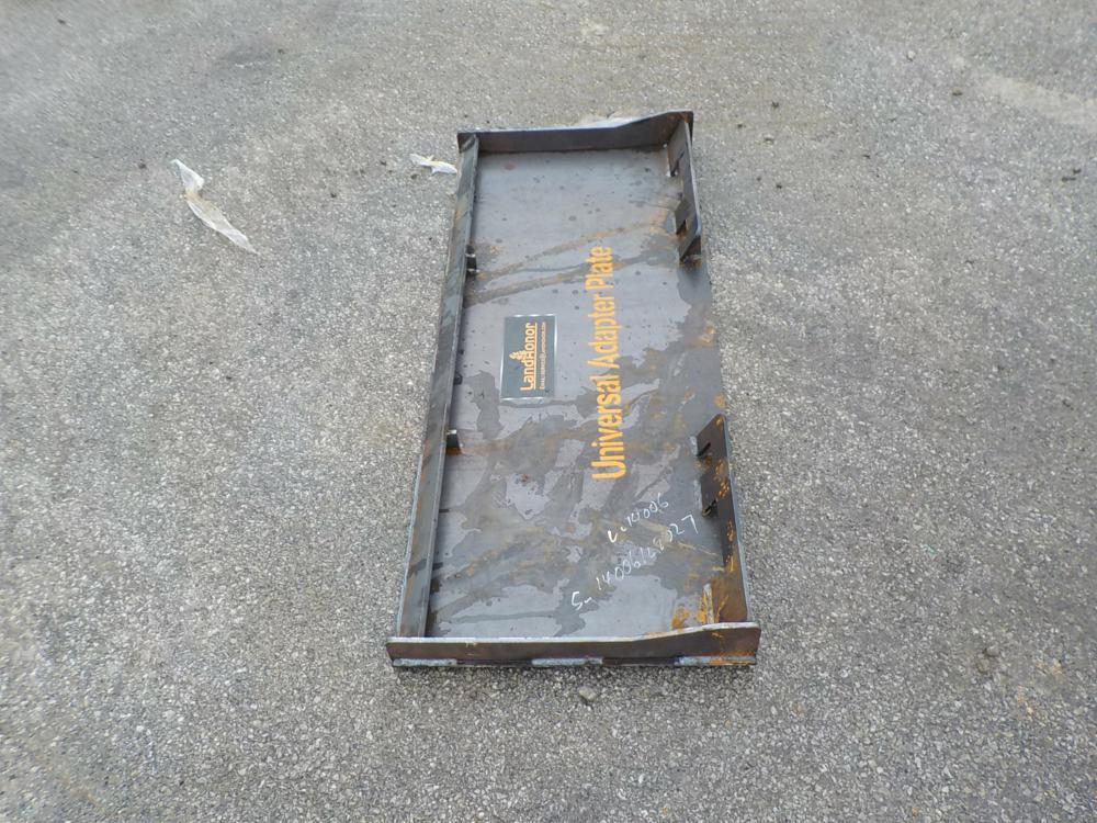Landhonor  Universal Adapter Plate to suit Skidsteer - Unused