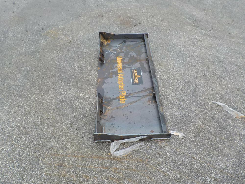 Landhonor  Universal Adapter Plate to suit Skidsteer - Unused