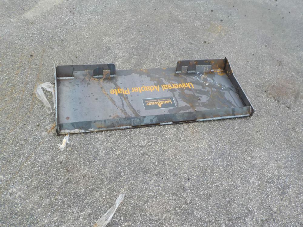 Landhonor  Universal Adapter Plate to suit Skidsteer - Unused