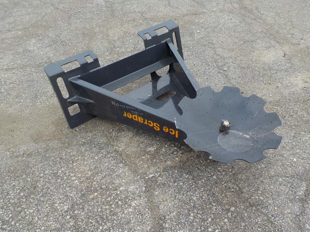 Landhonor  Ice Scraper to suit Skidsteer - Unused
