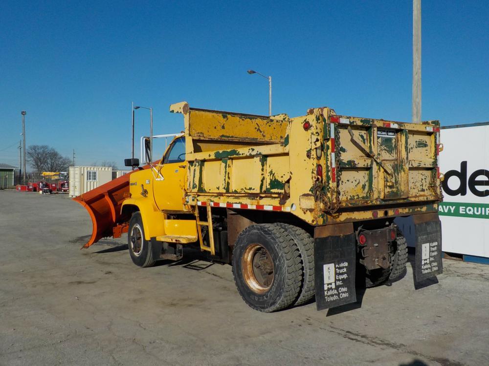 Chevrolet C70 4x2 Dump Truck c/w CAT 3208 10.4L V8 210HP Diesel Engine, Aut