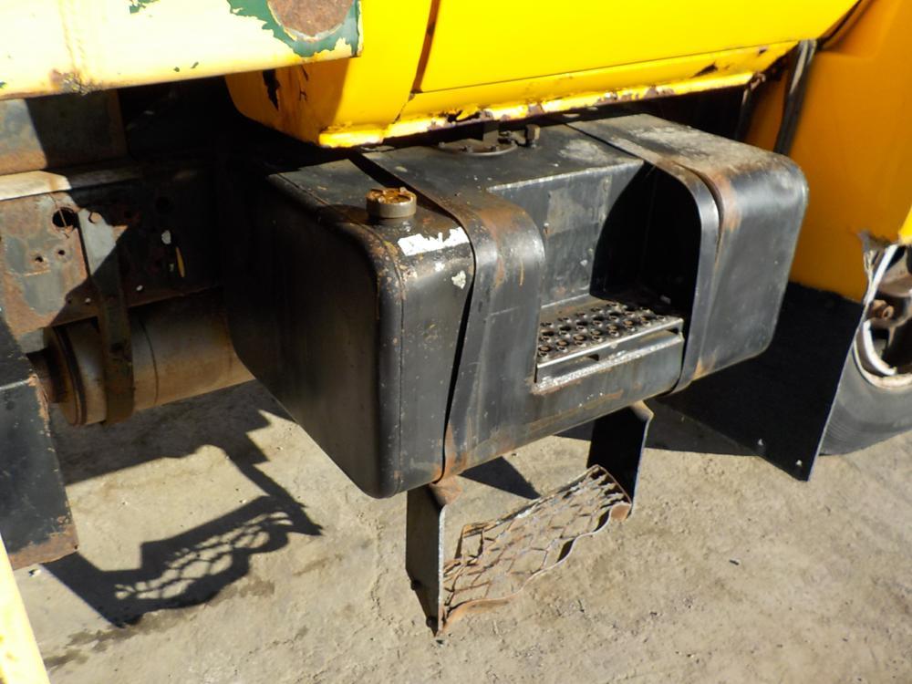 Chevrolet C70 4x2 Dump Truck c/w CAT 3208 10.4L V8 210HP Diesel Engine, Aut