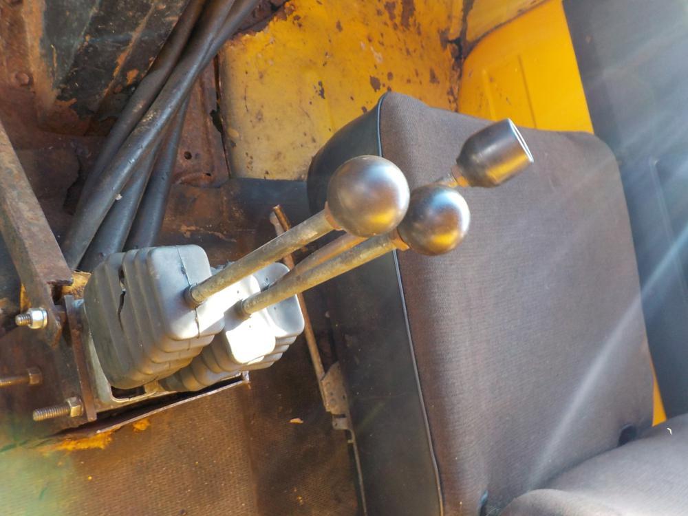 Chevrolet C70 4x2 Dump Truck c/w CAT 3208 10.4L V8 210HP Diesel Engine, Aut