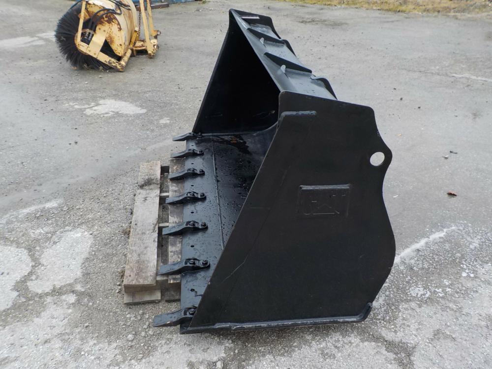 Caterpillar  Front End Loader Bucket