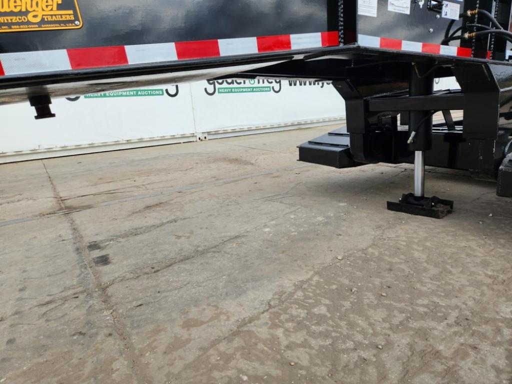 2023 Witzco Challenger RG-35 35 Ton Tandem Axle Detachable Low Boy, Pony Mo