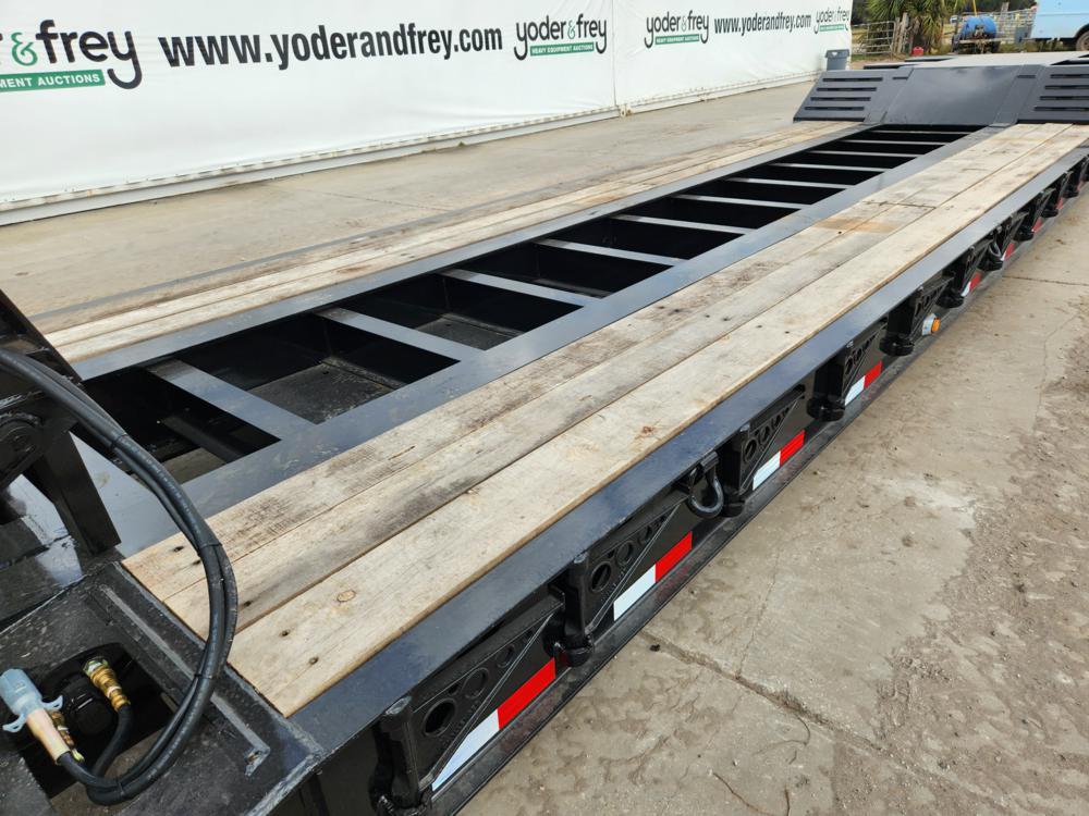 2023 Witzco Challenger RG-35 35 Ton Tandem Axle Detachable Low Boy, Pony Mo