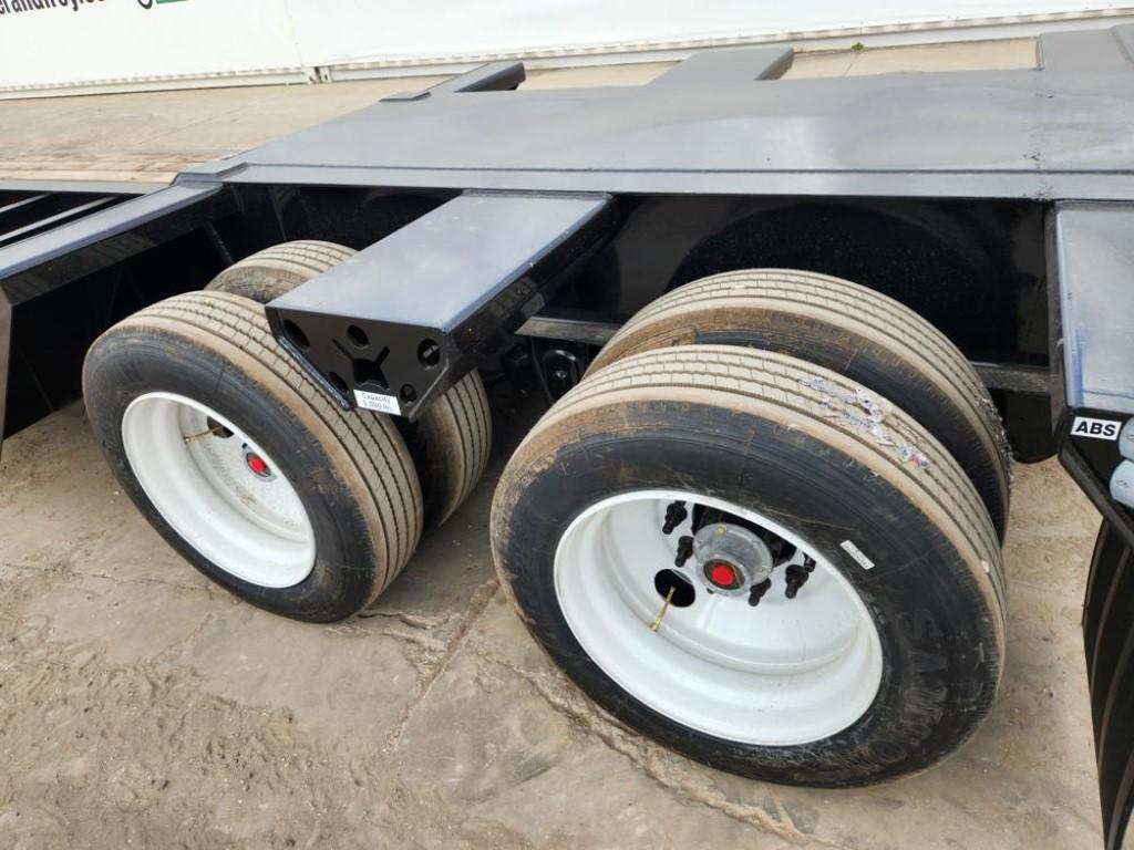 2023 Witzco Challenger RG-35 35 Ton Tandem Axle Detachable Low Boy, Pony Mo