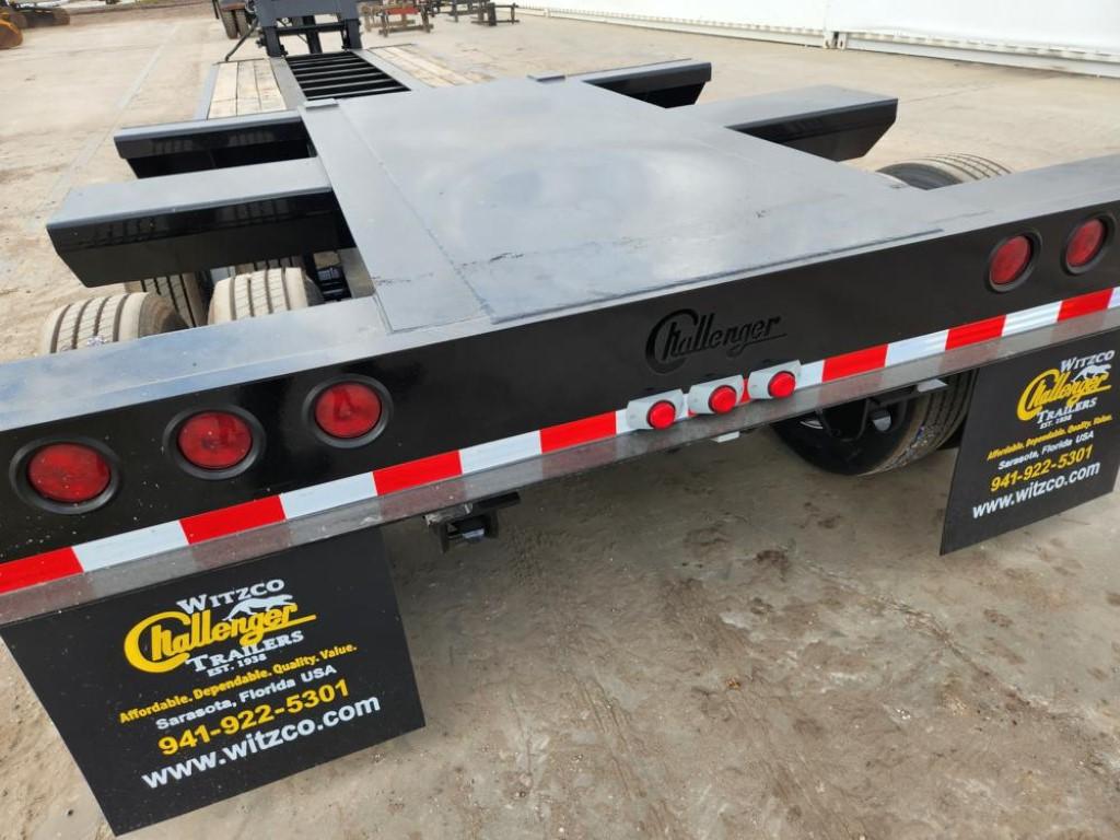 2023 Witzco Challenger RG-35 35 Ton Tandem Axle Detachable Low Boy, Pony Mo