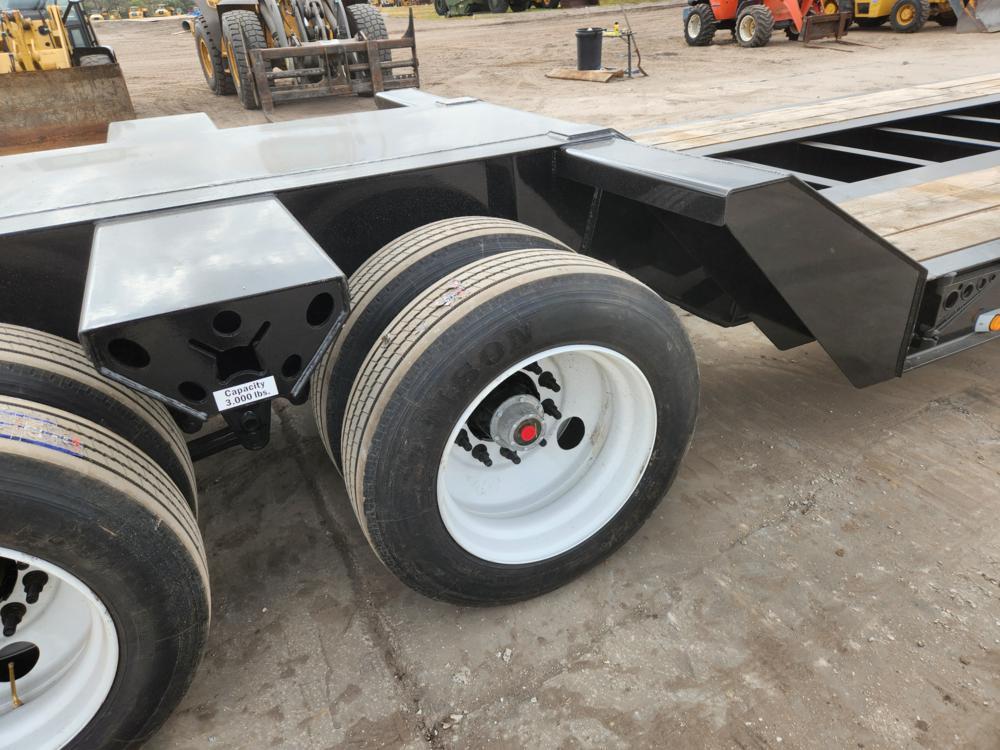 2023 Witzco Challenger RG-35 35 Ton Tandem Axle Detachable Low Boy, Pony Mo
