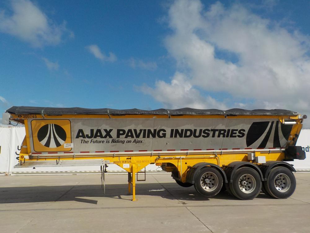 2007 Trailking OLB 326 30' Tri Axle Live Bottom Trailer c/w Side Dump, Rele
