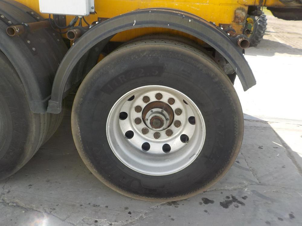 2007 Trailking OLB 326 30' Tri Axle Live Bottom Trailer c/w Side Dump, Rele