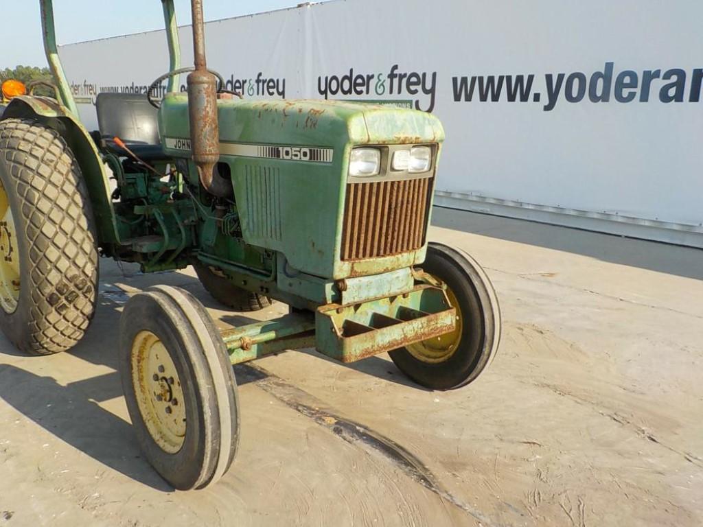 John Deere 1050 2WD Tractor c/w Canopy, 3 Point Hitch, 37HP, PTO, Front Tir