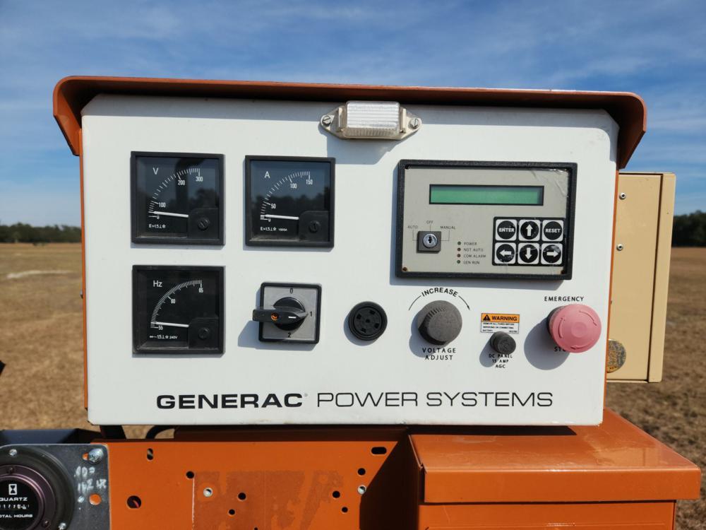 2005 Generac 30KW GENSET c/w John Deere 4 Cylinder Diesel Engine, Phase 1,