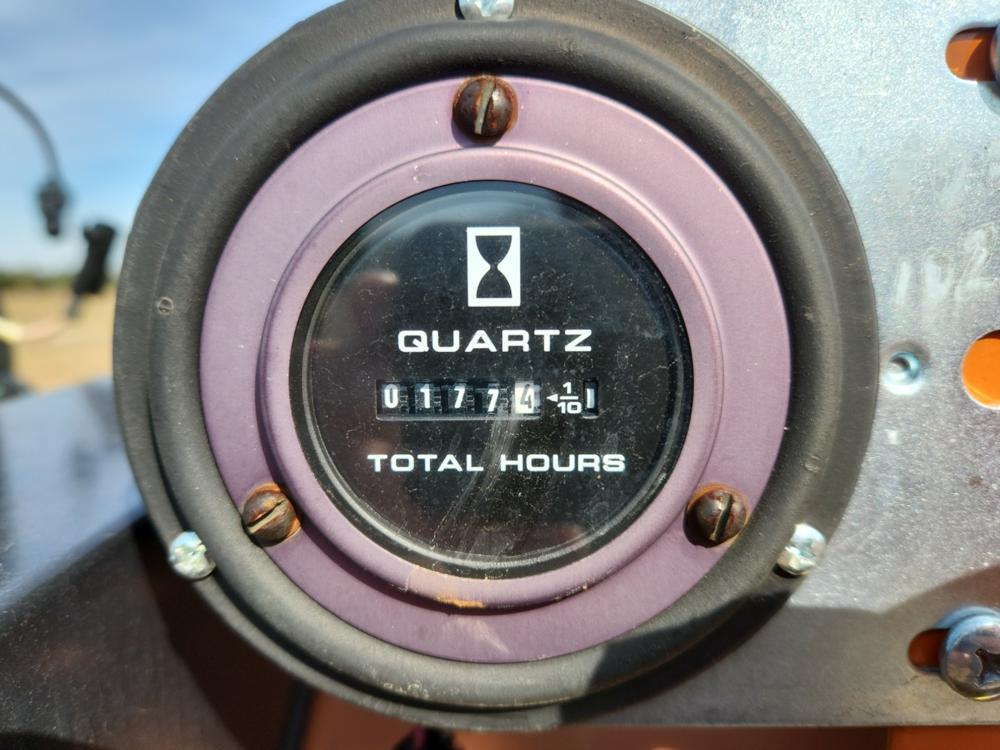 2005 Generac 30KW GENSET c/w John Deere 4 Cylinder Diesel Engine, Phase 1,
