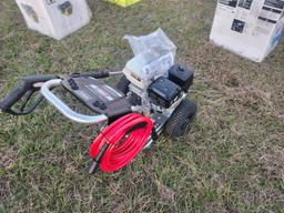 3600 PSI Simpson Pressure Washer c/w Honda Engine (PS60982)