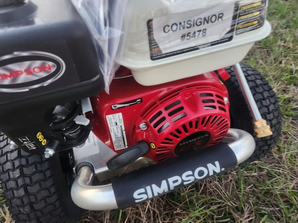 3600 PSI Simpson Pressure Washer c/w Honda Engine (PS60982)
