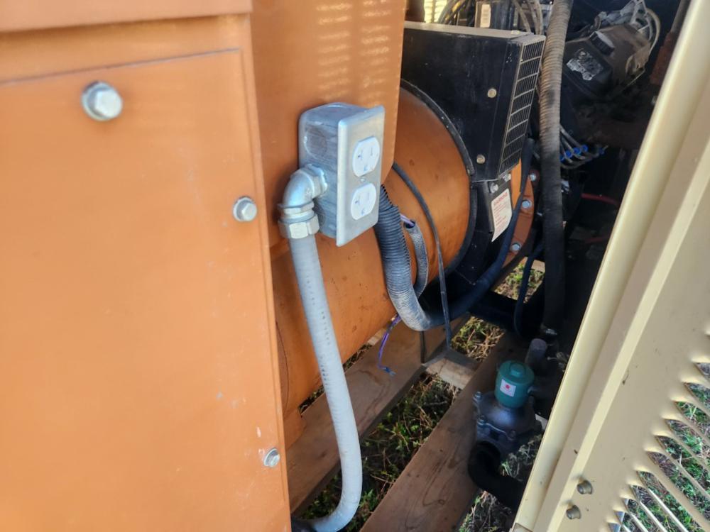 Generac  125KvA Generator, V8 Engine