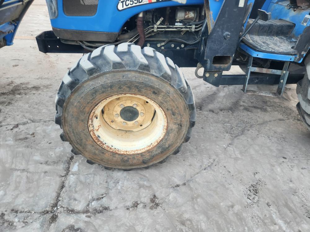 2006 New Holland TC55DA 4WD Tractor c/w Roll Bar, 3 Point Linkage, Front Lo