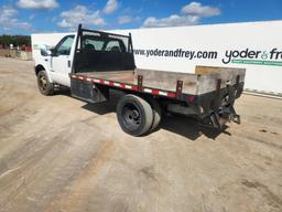 2001 Ford F550 4x4 Flatbed Truck, 7.3L V8 Engine, Automatic Transmission, D