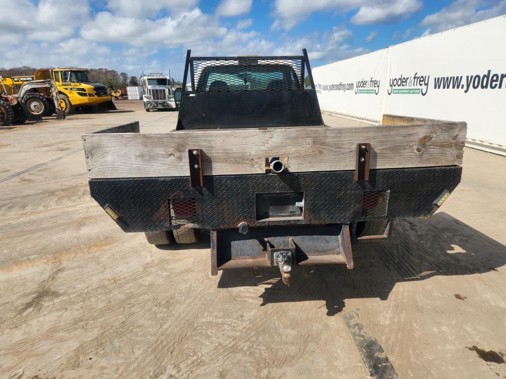 2001 Ford F550 4x4 Flatbed Truck, 7.3L V8 Engine, Automatic Transmission, D