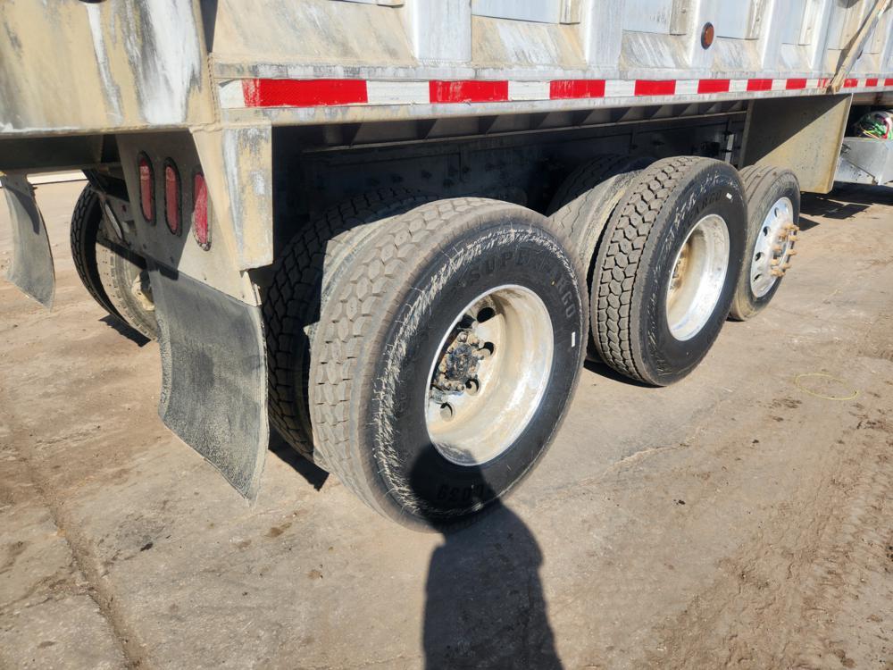 2012 Caterpillar CT660L 6x4 Tri Axle Dumptruck c/w A/C, CAT CT13 Engine, Ea