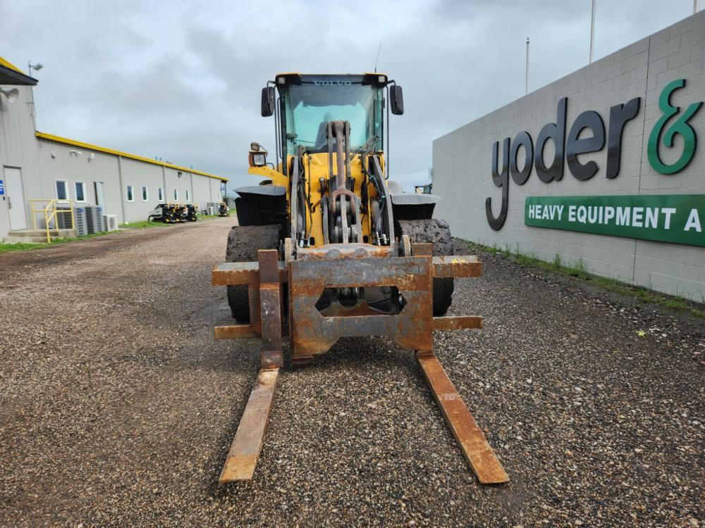 2010 Volvo L90F Wheeled Loader c/w Cab, 60" Forks, QC (Brakes Need Attentio