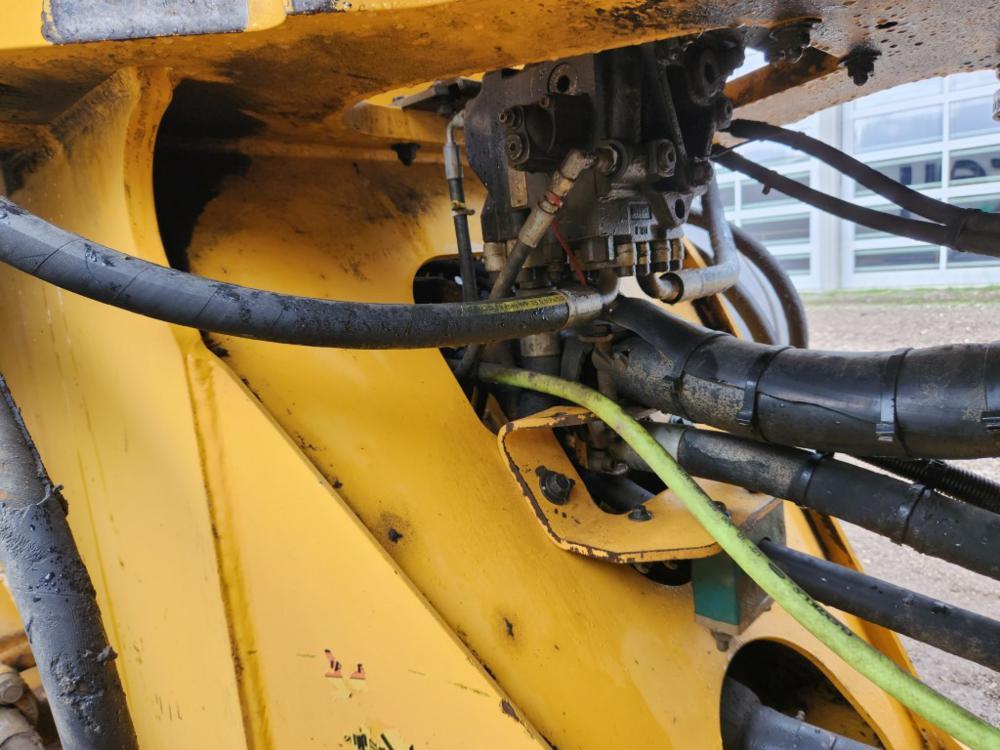 2010 Volvo L90F Wheeled Loader c/w Cab, 60" Forks, QC (Brakes Need Attentio