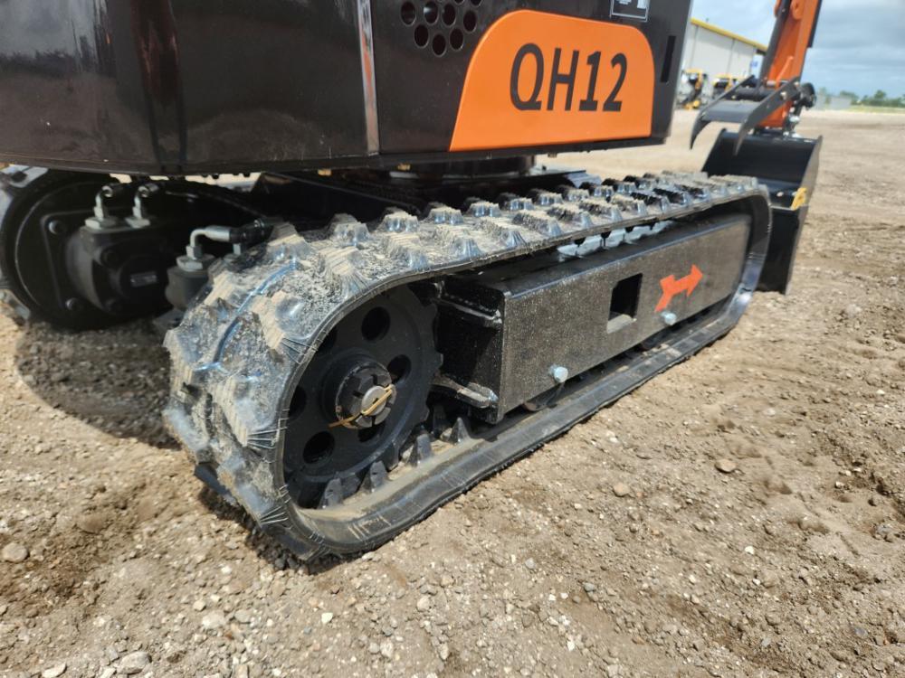 2023 AGROTK QH12 Mini Excavator c/w OROPS, Rubber Tracks, Backfill Blade, A